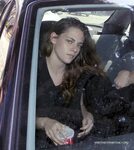 In Los Feliz - August 13 - 04 - Kristen Stewart Pictures