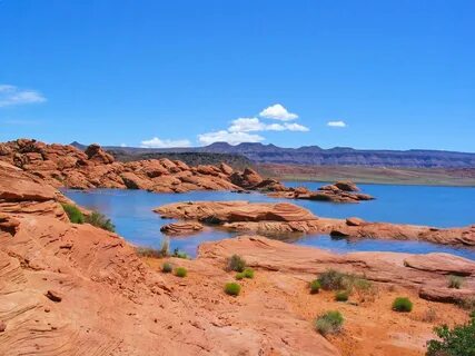 Hiking Southern Utah: Sand Hollow State Park - The Independe