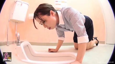 Beautiful Japanese girl pukes 
