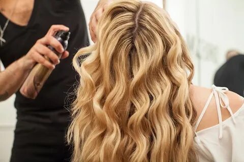 Beach Waves Hair Tutorial. - The Stripe