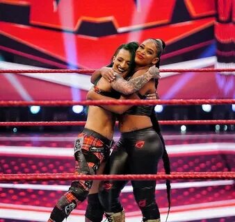 This Monday Bianca Belair & Ruby Riott Def The IIconic Billi