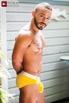 HALL OF HOT MEN AND GUYS: Rafael Lords in yellow