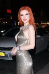 Index of /wp-content/uploads/photos/bella-thorne/outside-car