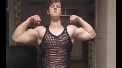 Muscle flex in mesh - ThisVid.com