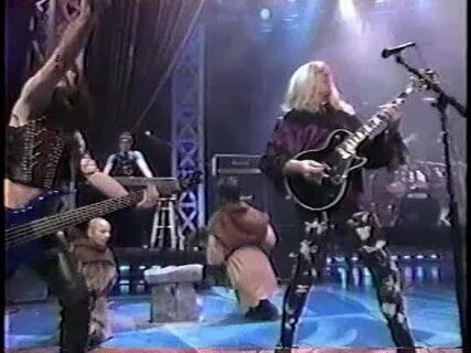 Spinal Tap Stonehenge Jay Leno Tonight Show 2000 - YouTube