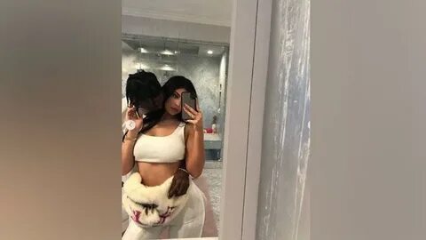 Cara Kylie Jenner Mempromosikan Produk Perawatan Kulit Milik