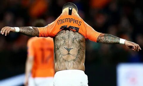 Memphis Depay Löwe : Memphis Depay Auf Der Suche Um Endlich 