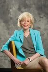 Becoming Lesley Stahl - WAG MAGAZINE