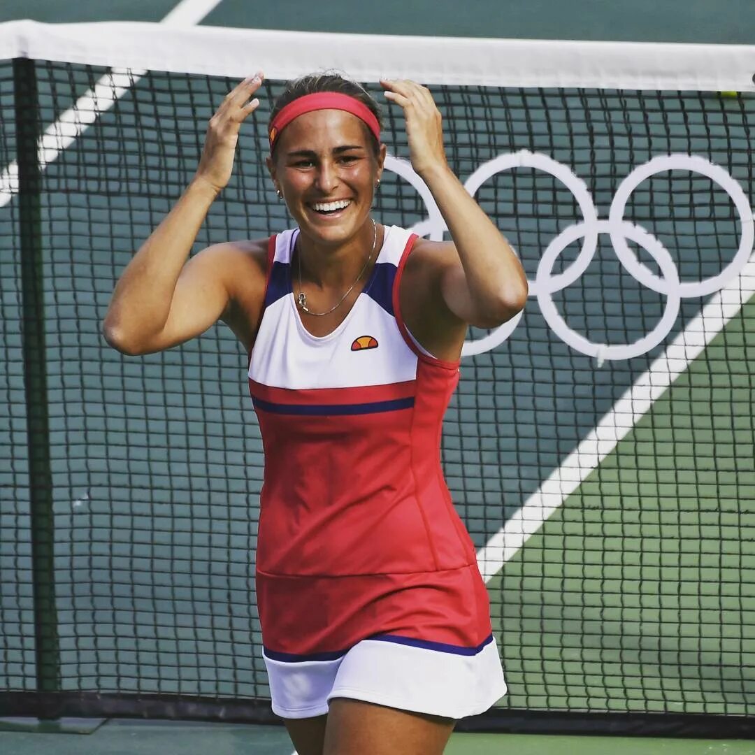 @olympicstennis sur Instagram : Monica Puig in disbelief after reaching the...