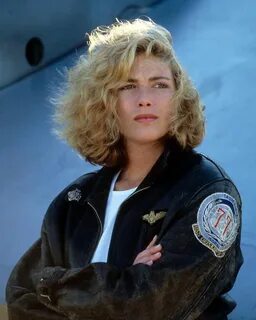 Where Is Kelly McGillis Today? Current Picture 2022 And Rela