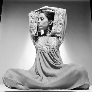 Picture of Barbara Parkins