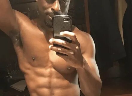 this Is Us' Star Sterling K. Brown Drops Thirst Trap On Soci