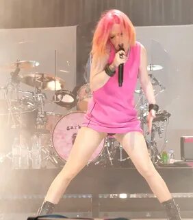 Shirley Manson (Live in LA, 2015) - Imgur