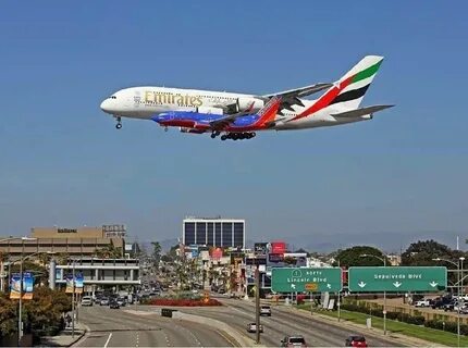 Airbus A380 and Boeing 737 landing at the same time. Aviatio