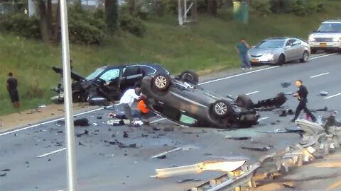 PHOTOS: Deadly crash on the Grand Central Parkway - ABC7 New