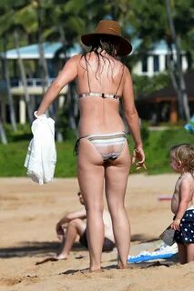 Olivia Wilde Wearing A Bikini In Maui - Celebzz - Celebzz