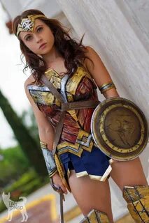 Wonder Woman Cosplay