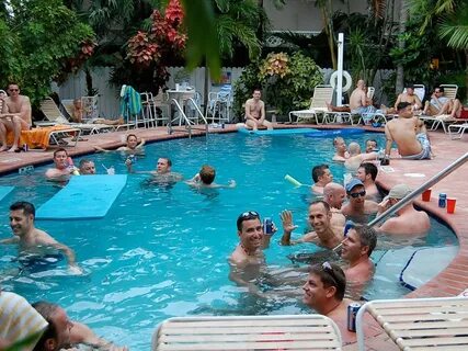 Gay Fort Lauderdale Clothing Optional Male Resorts: The Wort