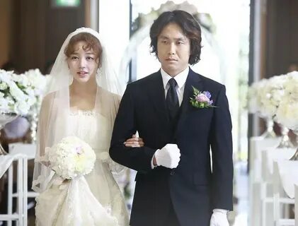 "Marry Him If You Dare": Yoon Eun Hye Dares To Marry Lee Don