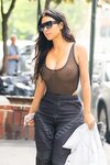 11 Times Celebs With Big Boobs Weren’t Afraid To Go Braless 