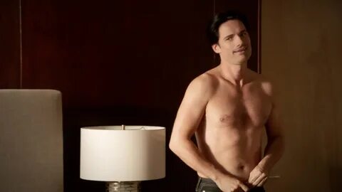 ausCAPS: Warren Christie shirtless in The Catch 2-06 "The Ha