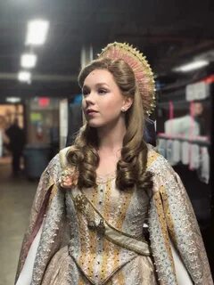 Young Anastasia Anastasia costume, Broadway costumes, Anasta