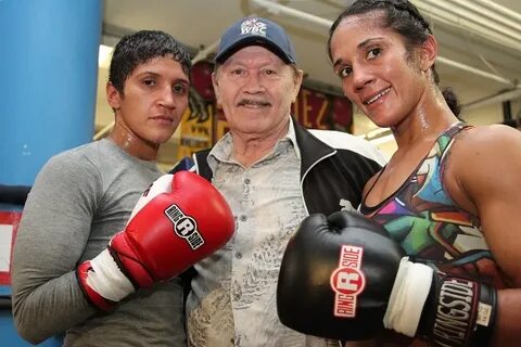 Photos: Amanda Serrano Putting in Work For Jack-DeGale Card 