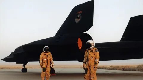 Скачать обои пилоты, скафандры, Lockheed SR-71, полного, дав