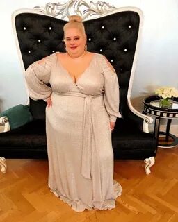 BBW DRESSED 184 - 50 Pics xHamster