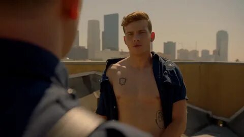 ausCAPS: Oliver Stark shirtless in 9-1-1 1-01 "Pilot"