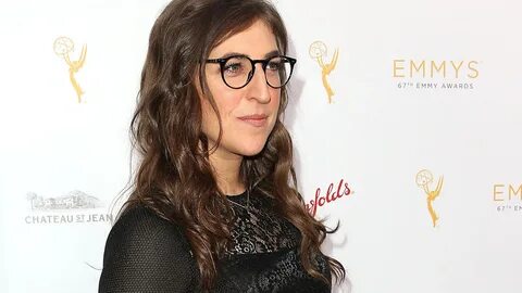 Mayim Bialik : Mayim Bialik Wikipedia - Solis Giffer