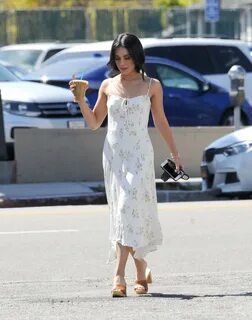 49 Vanessa Hudgens Foot Sex Photos Make You Sweat