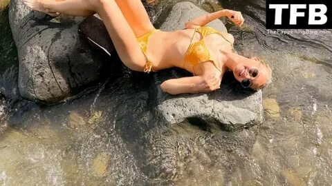 Mira las sexys fotos de Lilly Krug de Instagram se