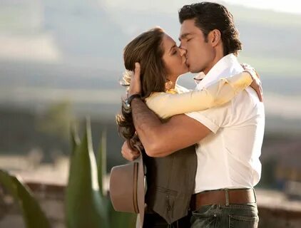 Video: Besos de telenovela - Noticias de Espectáculos - De C