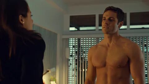 ausCAPS: Dylan Bruce nude in Orphan Black 1-01 "Natural Sele