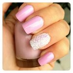 Light pink & glitter nails 💗 My Style Pink glitter nails, Pa