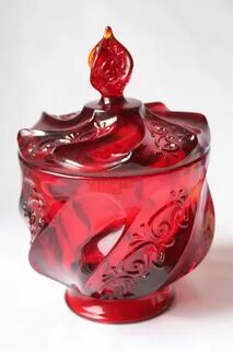 Rare Fenton Glass - Ruby Red covered Candy Box Dish or Bowl 