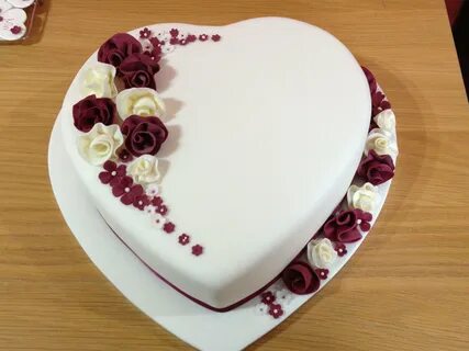 Свадебный торт сердце (33 фото)