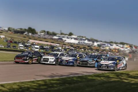 File:Mattias Ekström (Audi S1 EKS RX quattro) (27211434172).