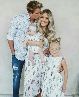 Pin by lauralau_19 on Baby Goals Savannah chat, Cole and sav