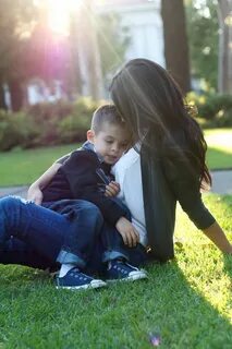 Wandering through the Claremont Colleges…mother & son portra