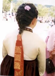 Daenggi - a traditional Korean ribbon made of cloth to tie a