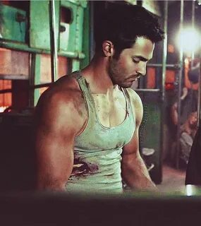 Pin on Tyler Hoechlin