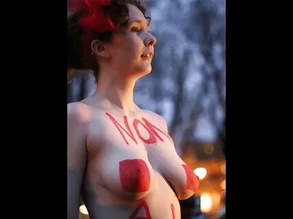 Montreal nude protests - Photo #9