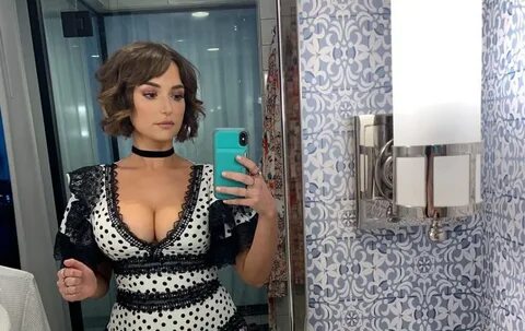 milana vayntrub Archives - Make Facts