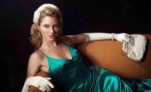 Picture of April Bowlby