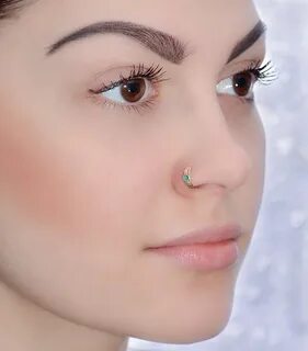2mm Emerald NOSE RING STUD // Gold Nose Hoop Tragus Earring 