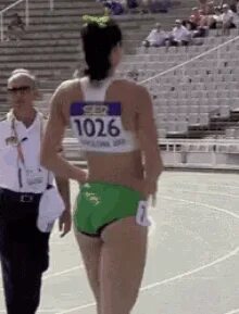 Michelle Jenneke Bikini GIF - Michelle Jenneke Bikini Hot - 