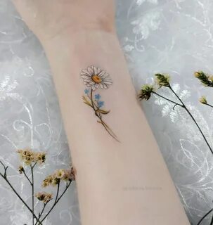 25 Pretty Birth Flower Tattoos And Their Symbolic Meaning Bi