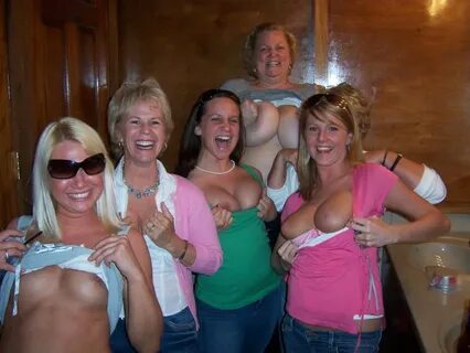 Group flash tits 🍓 Girl Flashes Boobs in Slow Motion during 